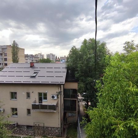 Cozy Room With A Balcony Сараево Екстериор снимка