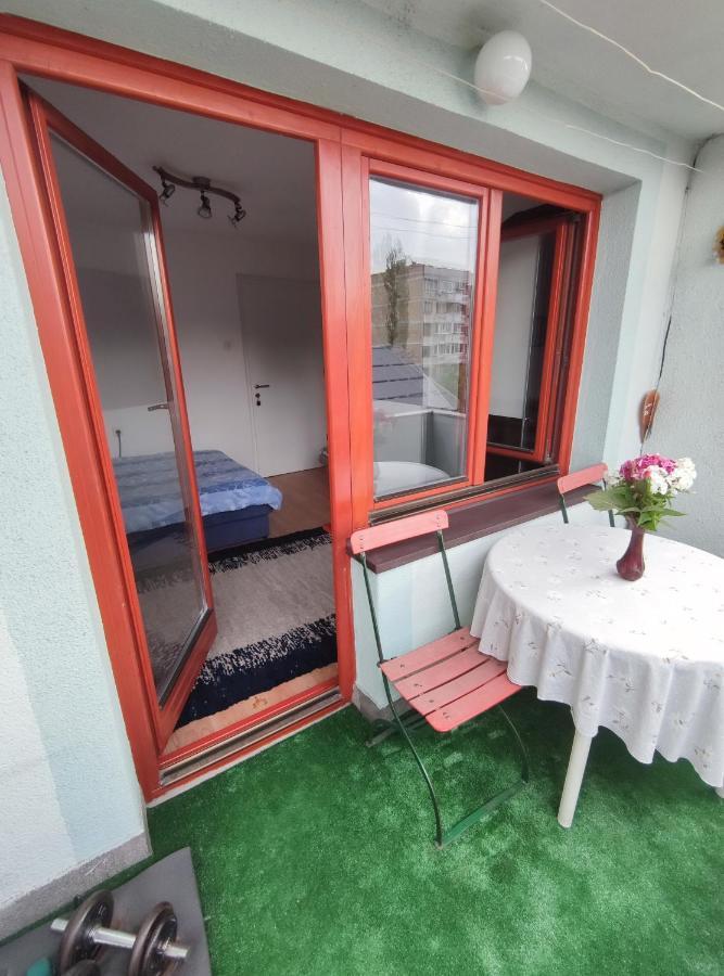Cozy Room With A Balcony Сараево Екстериор снимка