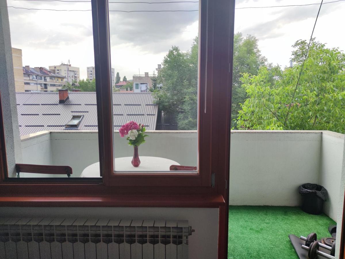 Cozy Room With A Balcony Сараево Екстериор снимка